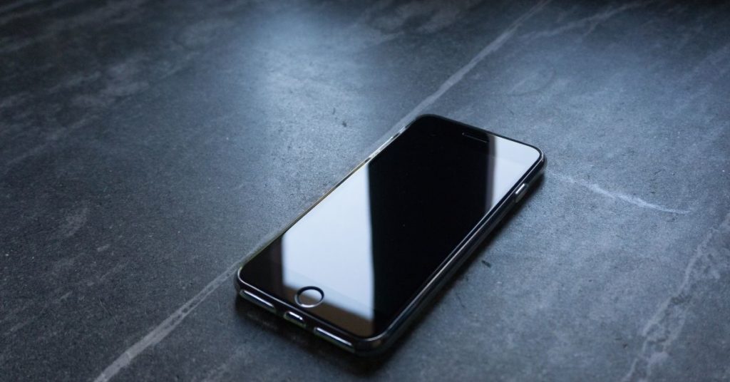 iPhones do futuro poderão prever hora em que a bateria vai acabar